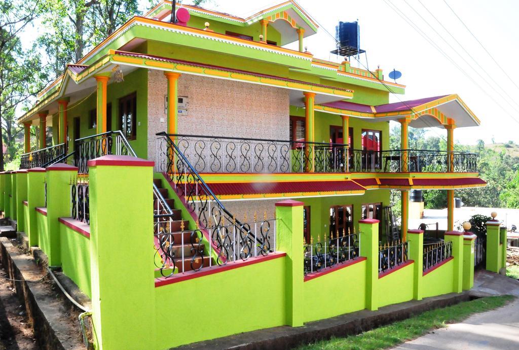Akashadeepa Homestay Madikeri Zewnętrze zdjęcie