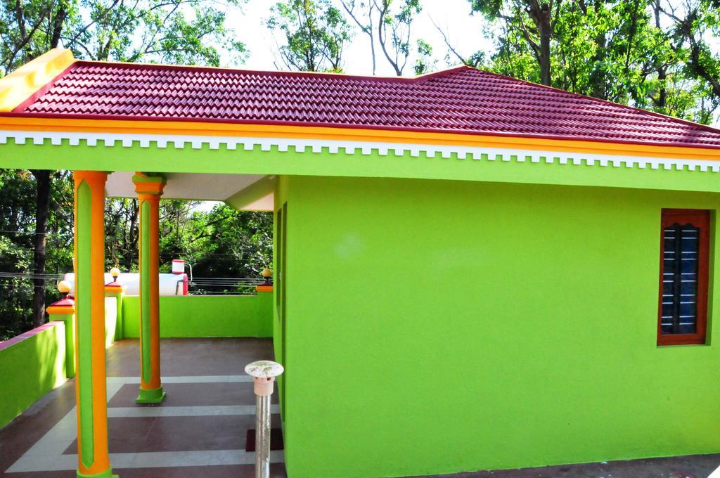 Akashadeepa Homestay Madikeri Zewnętrze zdjęcie