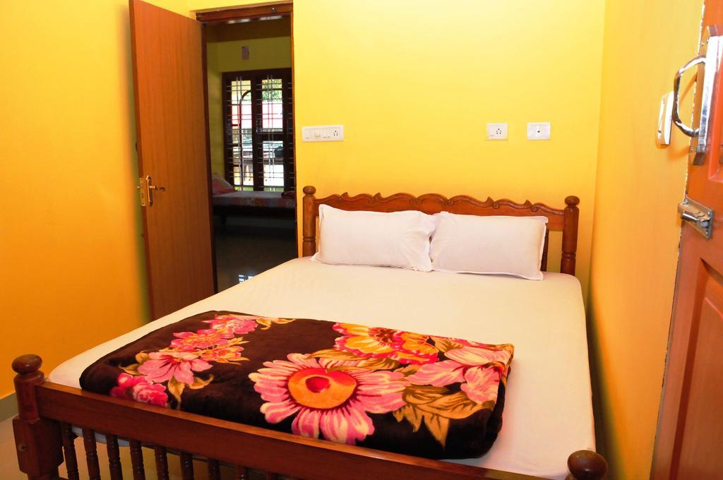 Akashadeepa Homestay Madikeri Zewnętrze zdjęcie