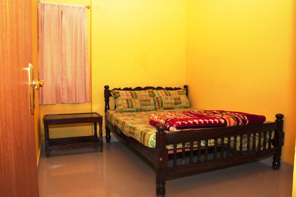Akashadeepa Homestay Madikeri Zewnętrze zdjęcie